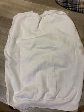Gildan White Crewneck Tee with Tag Detail
